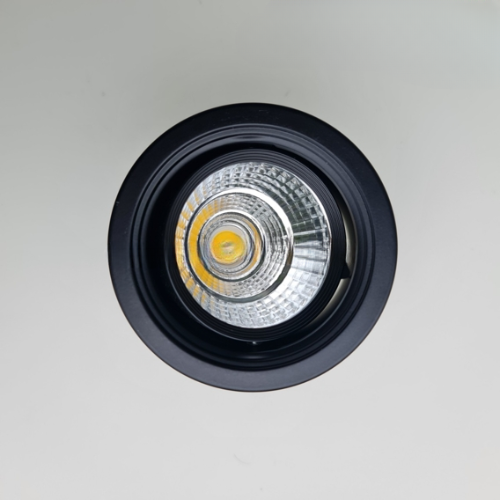 15 AFC 647 D LED 12W 8